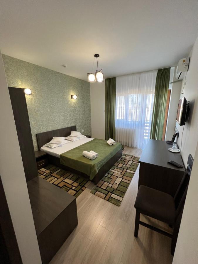 Motel Infinit Targu Jiu Exterior photo